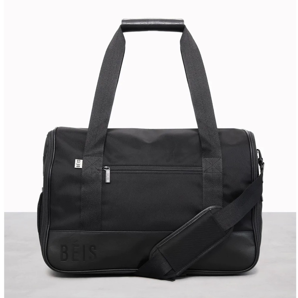 BEIS Hanging Duffle Bag in Black